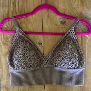 Elegant Lace Bralette in Brown